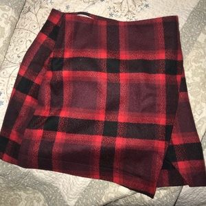 Abercrombie and Fitch plaid skirt